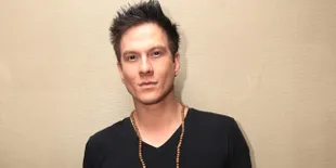 Bertrand Antolin Balas Komen Haters Dengan Unggah Foto Monyet