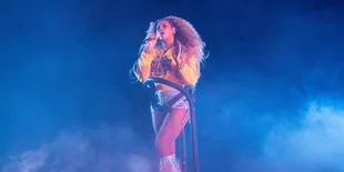 Beyonce Membagikan Foto Menggemaskan Sir dan Rumi Carter