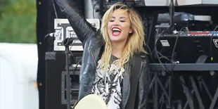 Beyonce Rilis Album Kejutan, Demi Lovato Heboh!