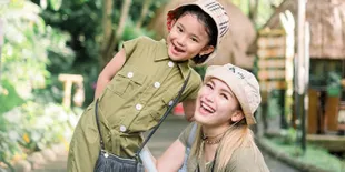 Biasanya Bagikan Nasi Kuning, Kini Ayu Ting Ting Sewa 3 Ballroom Hotel Buat Rayakan Ultah Bilqis