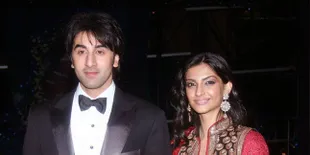 Bibir Pedas, Sonam Kapoor Sebut Ranbir Kapoor 'The Gossip Boy'