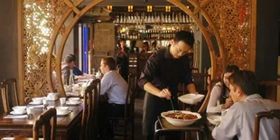 Bikin Geger Netizen, Restoran Ini Beri Diskon Sesuai Ukuran Dada!