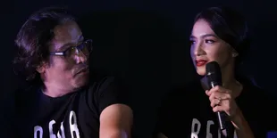 Bikin Status Galau, Angel Karamoy Dikabarkan Putus Dengan Jose Poernomo