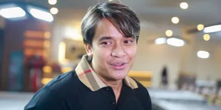 Billy Syahputra Berkurban Tiga Ekor Sapi, Satu Ditempatkan di Musala Almarhum Olga