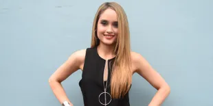 Bisa Hadiri Awards Film Bergengsi, Ini Rahasia Cinta Laura