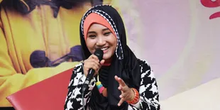 Bisa Kalahkan Skor Flappy Bird Milik Fatin Shidqia?