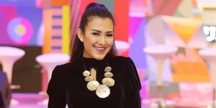 Bisa Kurus Saat Lebaran, Ini Resep Diet Ala Liza Natalia