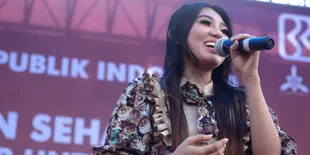 Bisa Menyanyikan Sejumlah Genre Musik, Apa Alasan Via Vallen Memilih Dangdut?