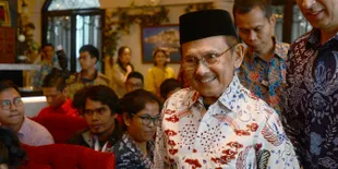 BJ Habibie Meninggal, Ini Rangkaian Prosesi Pengantaran Jenazahnya