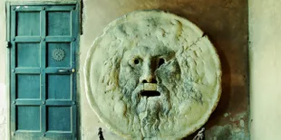 Bohong di Sini Bakal Bikin Tangan Kamu Hilang!