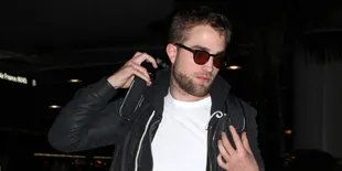 Bosan 'TWILIGHT', Robert Pattinson Mendadak Anti Mainstream