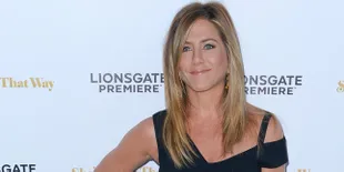 Brad Pitt - Jolie Cerai, Jennifer Aniston: Itu Karma Untukmu!