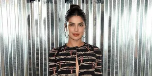 Bridal Shower, Priyanka Chopra Joged Riang Bareng Ibu dan Calon Mertua