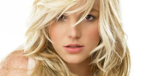 Britney Spears Promo Album Terbaru Lewat Twitter