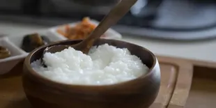 Bubur Nasi Lembut Hemat Gas, Cukup Ikuti Tips Ini