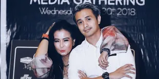 Buka-bukaan, Jennifer Jill dan Ajun Perwira Pernah Bercinta di Taman Sampai Pantai