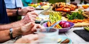 Dianjurkan dalam Islam, Ini 7 Manfaat Buka Puasa Bersama Saat Ramadhan