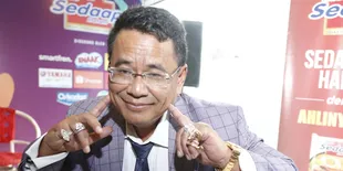 Bukan Kaleng-Kaleng, Dompet Hotman Paris Boleh Harganya 50 Ribu, Tapi Isi Uangnya Bisa Sampai 10 Juta Rupiah!