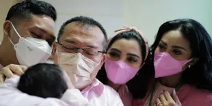 Bukan Karena Ingin Melahiran di Tanggal Cantik, Krisdayanti Ungkap Alasan Aurel Hermansyah Lakukan Operasi Caesar
