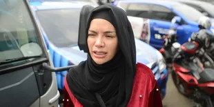 Bukan Sedang Hamil, Nikita Mirzani ke Dokter Kandungan Untuk Memeriksakan Hal Ini