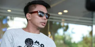 Bukan Sekuter, Robby Abbas Ungkap 40 Persen Artis yang Ia 'Jual' Seleb Papan Atas