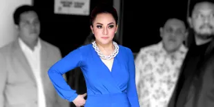 Bukan Tunduk Dari Rayuan Farhat, Regina: Dia Mungkin Yang Takluk