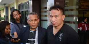 Buku Nikah Jadi Alasan Mengapa Vicky Prasetyo Lakukan Penggerebekan