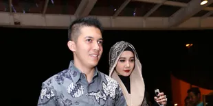 Bulan Puasa, Irwansyah dan Zaskia Sungkar Merasa Dapat Berkah