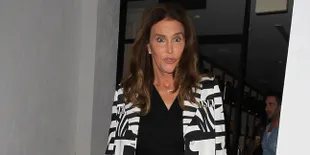Caitlyn Jenner Ternyata Doyan 'Jiplak' Gaya Angelina Jolie