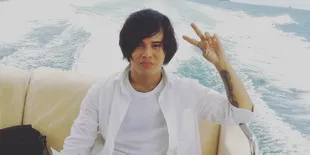 Calvin Dores Ngaku Harus Jadi Ojol Demi Bayar Utang Deddy Dores, Aghi Dores Ungkap Fakta Mengejutkan