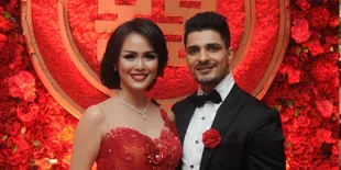 Cantiknya Gaun Pengantin Nita Sofiani Saat Nikah Dengan Vin Rana