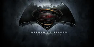 Captain America Versus 'BATMAN V SUPERMAN' di 2016