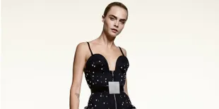 Cara Delevingne Nekat Topless di Photoshoot Terbaru Elle Magazine