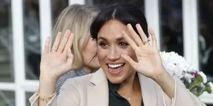 Cara Meghan Markle Memikat George dan Charlotte yang Amat Adorable