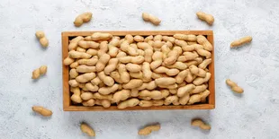 Cara Memasak Kacang Tanah di Penanak Nasi, Lezat dan Praktis