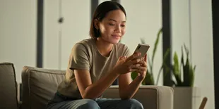 cara membalas chat gebetan agar tidak garing
