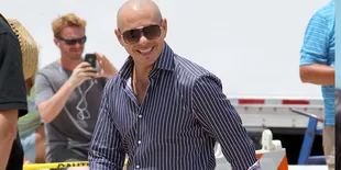 Celana Cingkrang Pitbull Jadi Bahan Ejekan Pengguna Twitter