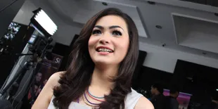 Christy Jusung Resmi Jadi Janda (Lagi)