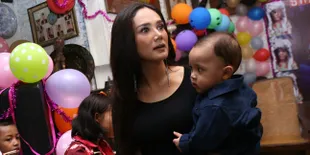 Ciloknya Diminati, Mulan Jameela Belum Siap Berbisnis Kuliner