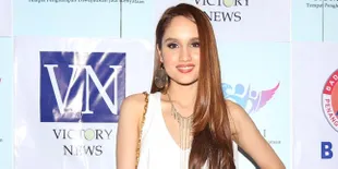 Cinta Laura Bagikan Rahasia Cantik dan Sehatnya, Seperti Apa Sih?
