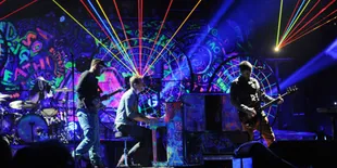 Coldplay Siap Ajak Kamu Menggapai Impian di New Jersey