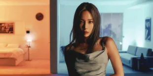 Comeback Lewat 'INVU', TAEYEON Duduki Puncak 2 Kategori di Gaon