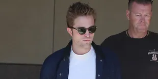Cukur Jenggot, Akhirnya Robert Pattinson Ganteng Lagi