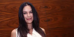 Curhatan Bijak Sophia Latjuba Tentang Tangan Digigit Anjing