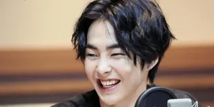 Dalam Surat Yang Manis, Xiumin EXO Ungkapkan Alasan Tak Mau Terima Hadiah Dari Fans