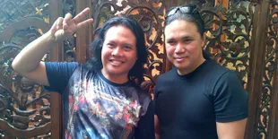 Damien Dematra Sertakan Ageng Kiwi di 'HANTU GUDANG CIBUBUR'