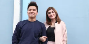 Dapat Lampu Hijau, Ortu Billy Syahputra Tak Ambil Pusing Soal Masa Lalu Hilda Vitria
