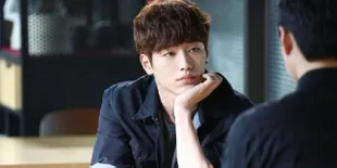 Dapat Pelukan Dari Seo Kang Jun, Fans Ini: Aku Nggak Bakal Mandi