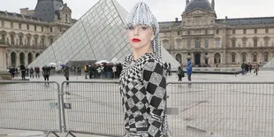 Dapat Petisi, Lady Gaga Diminta Hentikan Aksi Bulimia!