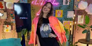 Daripada Beli Baju Mahal, Nia Ramadhani Lebih Pilih Perawatan Wajah dan Badan